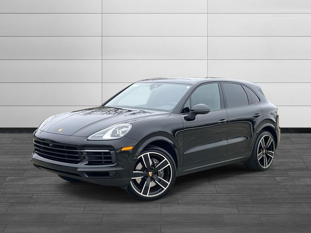 2021 Porsche Cayenne Base's photo