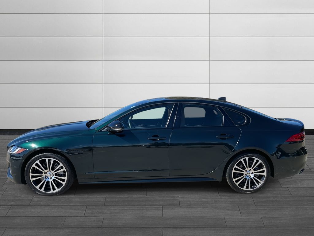 2024 Jaguar XF P300 R-Dynamic SE photo 2