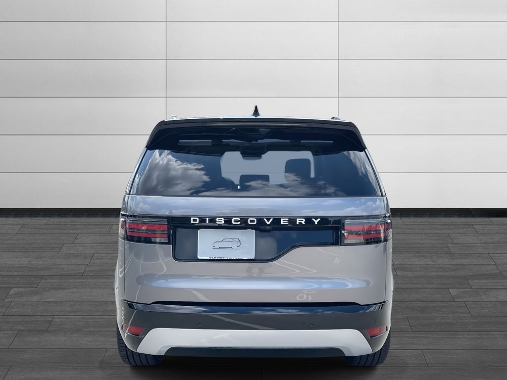 2025 Land Rover Discovery Metropolitan Edition photo 4