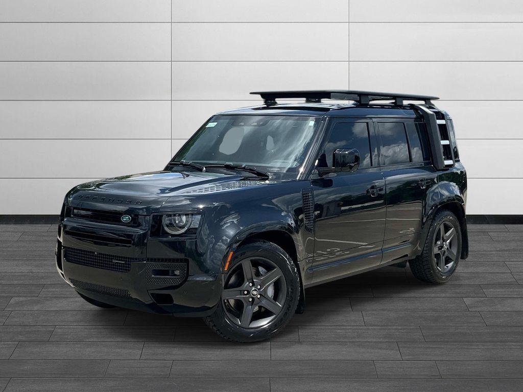 2023 Land Rover Defender X-Dynamic SE's photo