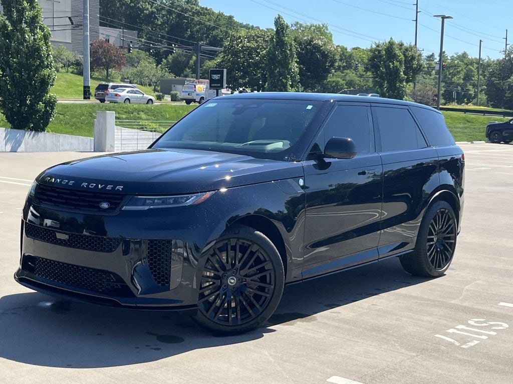 2025 Land Rover Range Rover Sport P635 MHEV SV Edition Two's photo