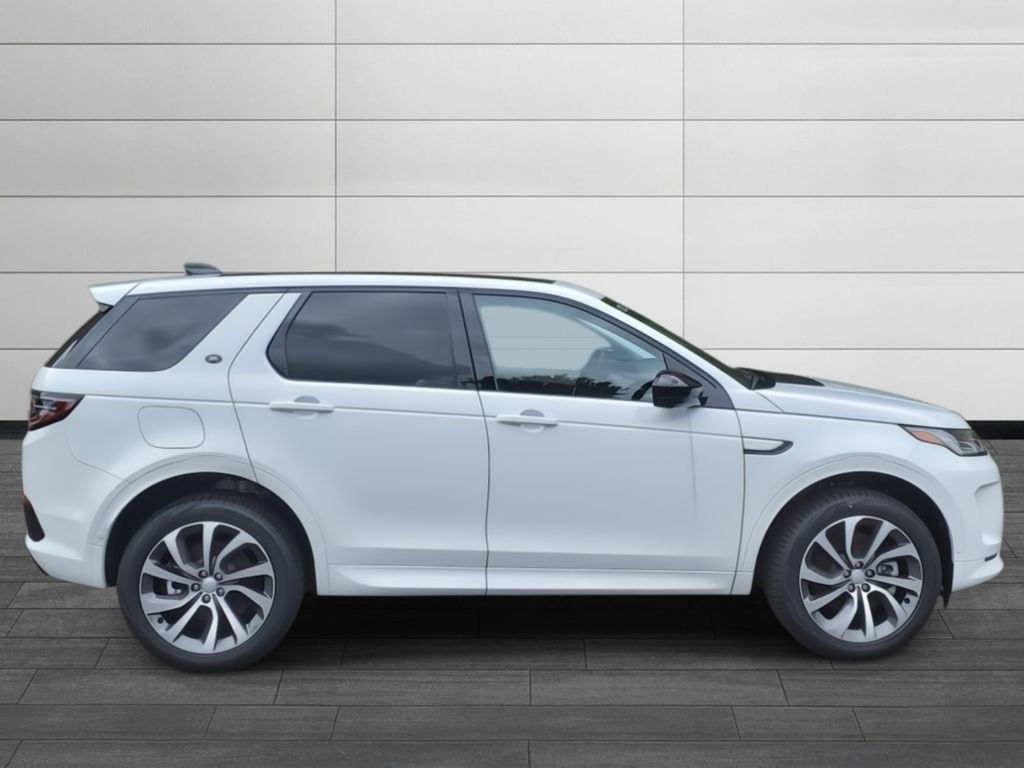 2025 Land Rover Discovery Sport S photo 3