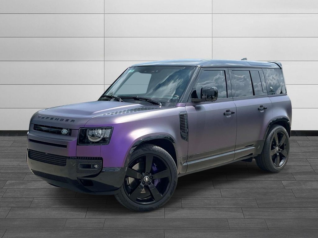 2024 Land Rover Defender 110 V8 P525's photo