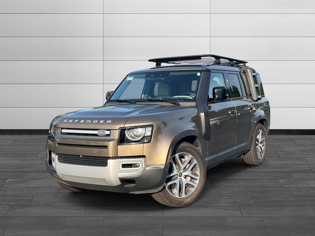 2024 Land Rover Defender 130 S P300's photo
