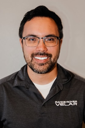 Staff member Erik Lundquist from 21b8fda53f0a