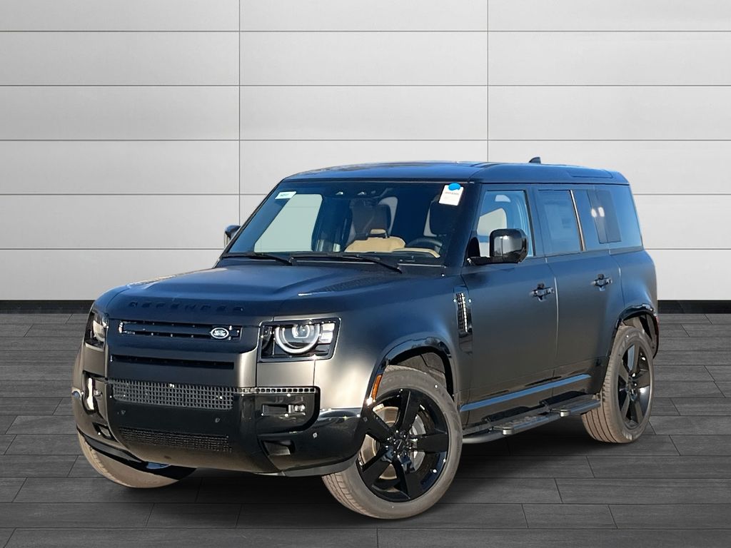 2026 Land Rover Defender X-Dynamic SE's photo