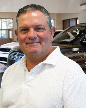 Staff member James Scott from 0957ba583b45