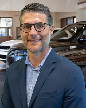 Staff member Roy Wells from c4e27368464b