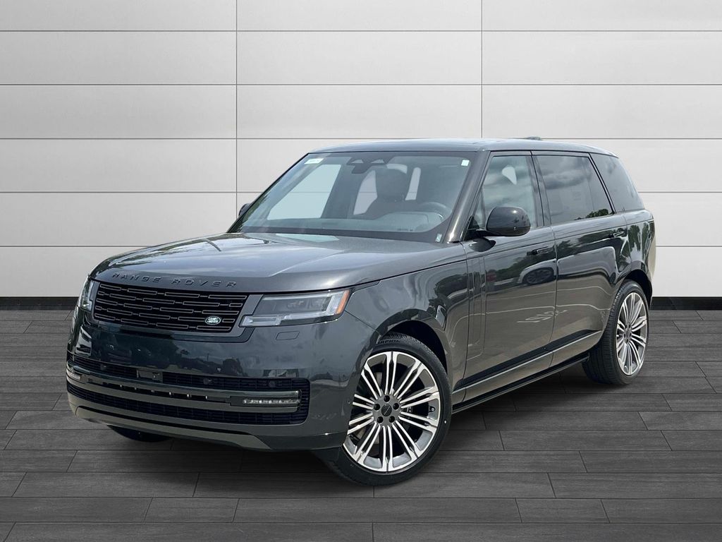2026 Land Rover Range Rover 3.0 SE LWB 7's photo