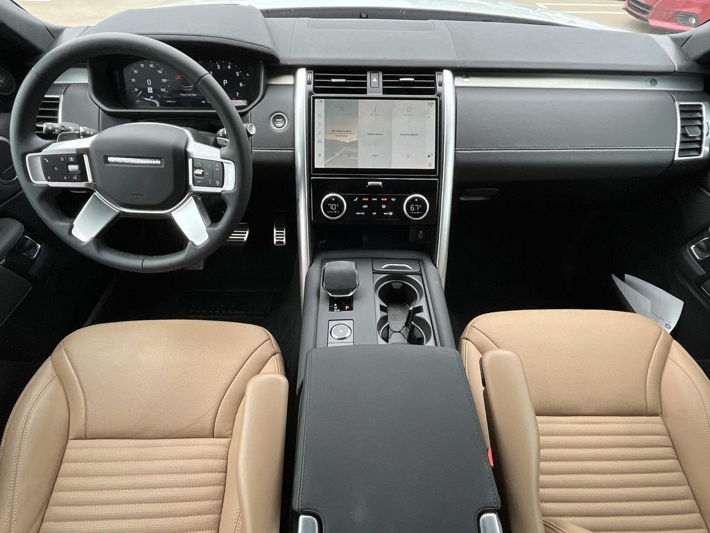 2026 Land Rover Discovery Gemini Edition - Photo 9