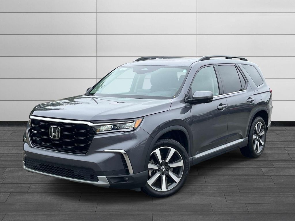 2023 Honda Pilot Elite AWD's photo