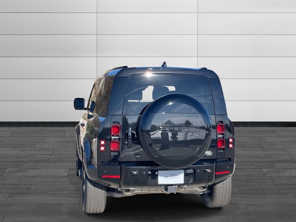 Certified 2023 Land Rover Defender 90 X-Dynamic SE SUV