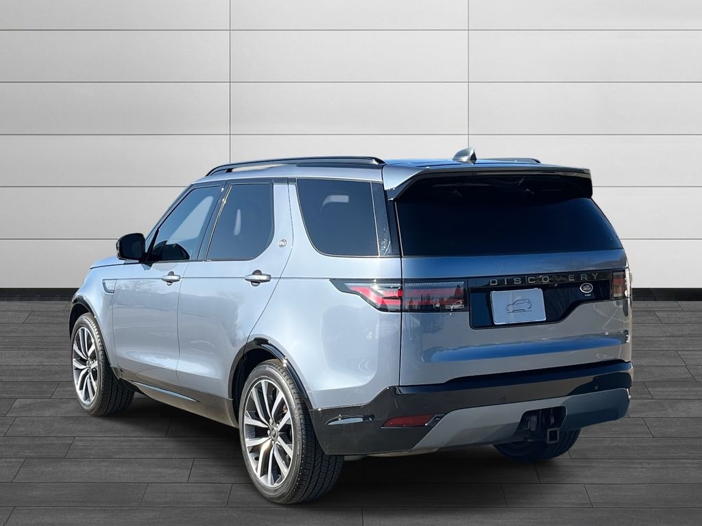 Certified 2023 Land Rover Discovery HSE R-Dynamic SUV