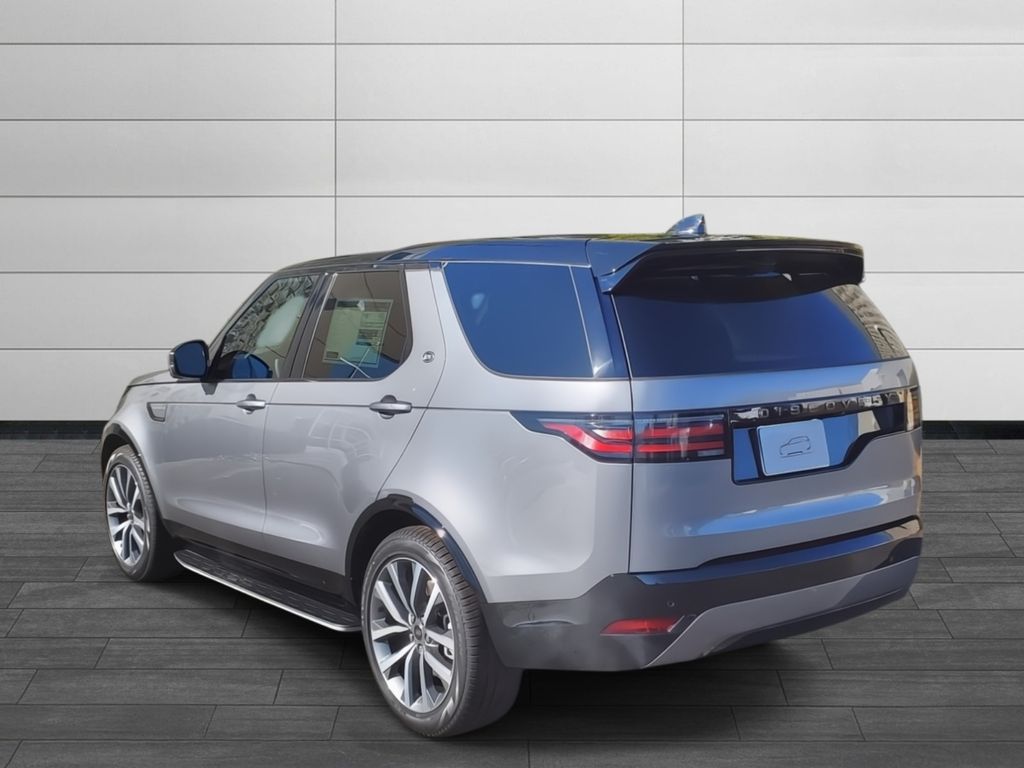 2025 Land Rover Discovery SE photo 3