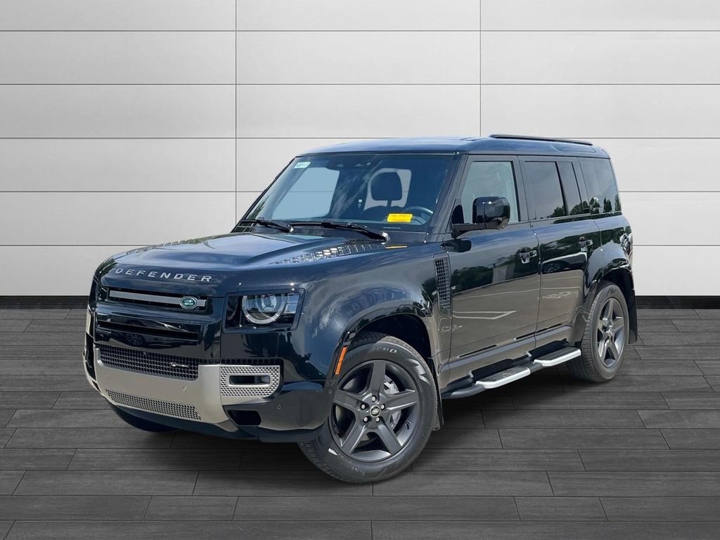 2023 Land Rover Defender X-Dynamic SE's photo