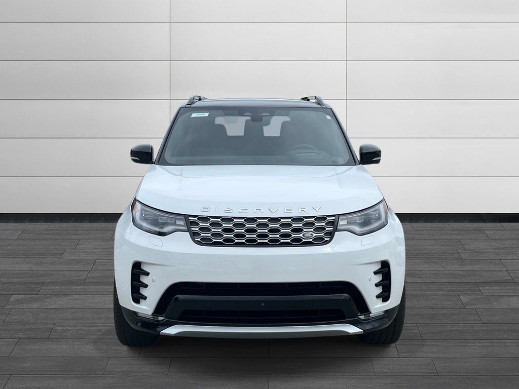 2026 Land Rover Discovery Gemini Edition - Photo 8
