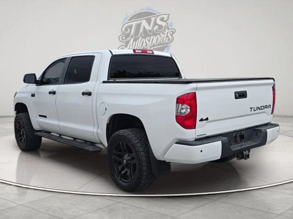 Used 2018 Toyota Tundra 4WD SR5 Pickup 4D 5 1/2 ft