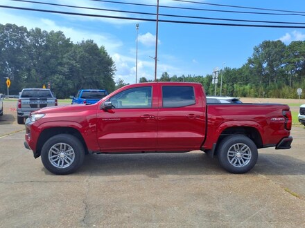 2025 Chevrolet Colorado WT/LT Truck