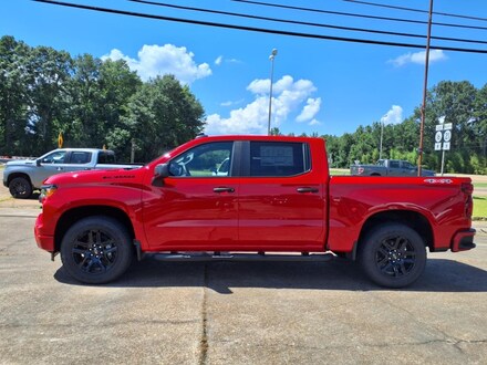 2025 Chevrolet Silverado 1500 Custom Truck