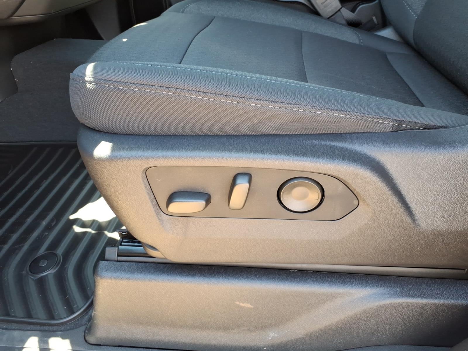 2026 Chevrolet Silverado 2500 HD Custom - Photo 10