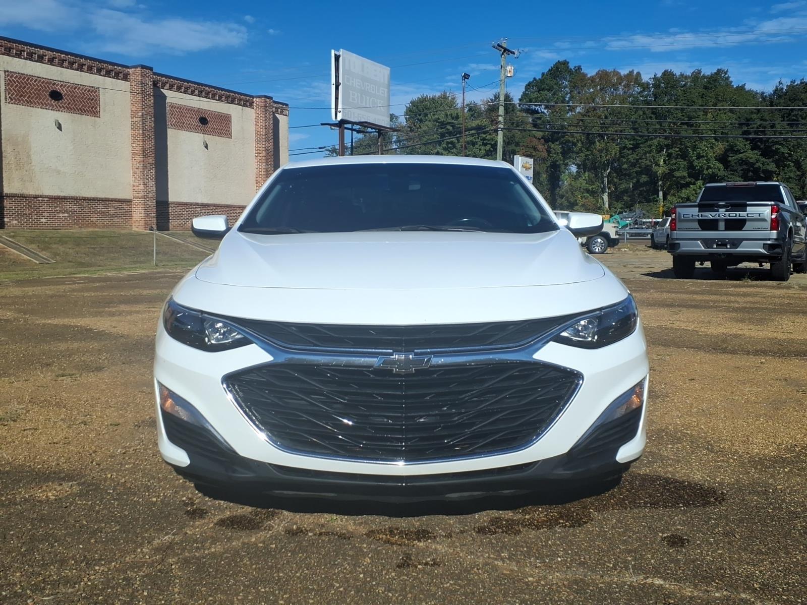Used 2022 Chevrolet Malibu RS with VIN 1G1ZG5ST4NF213778 for sale in Philadelphia, MS