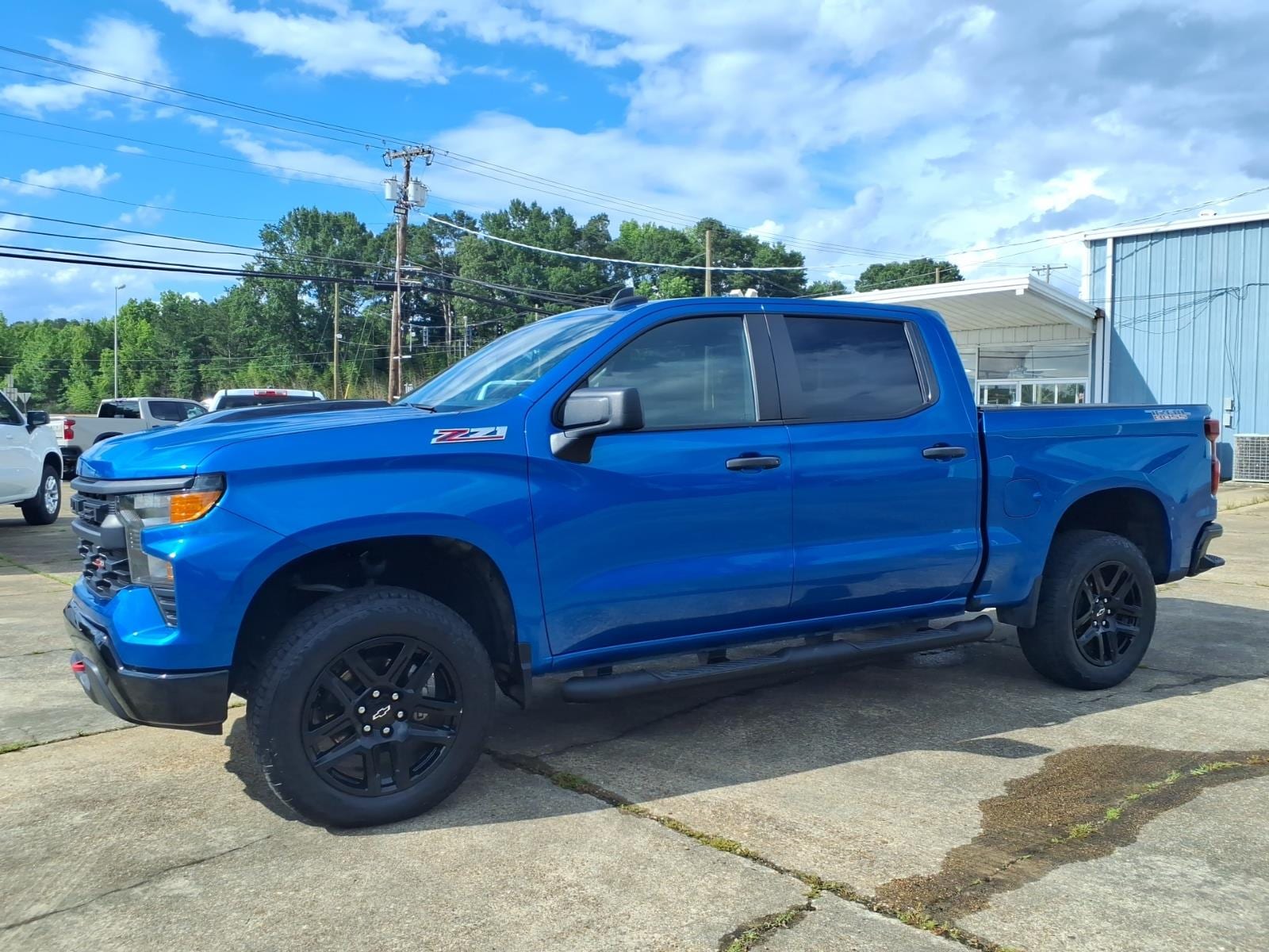 2024 Chevrolet Silverado 1500 Custom Trail Boss 4X4 Crew Cab Short Box's photo
