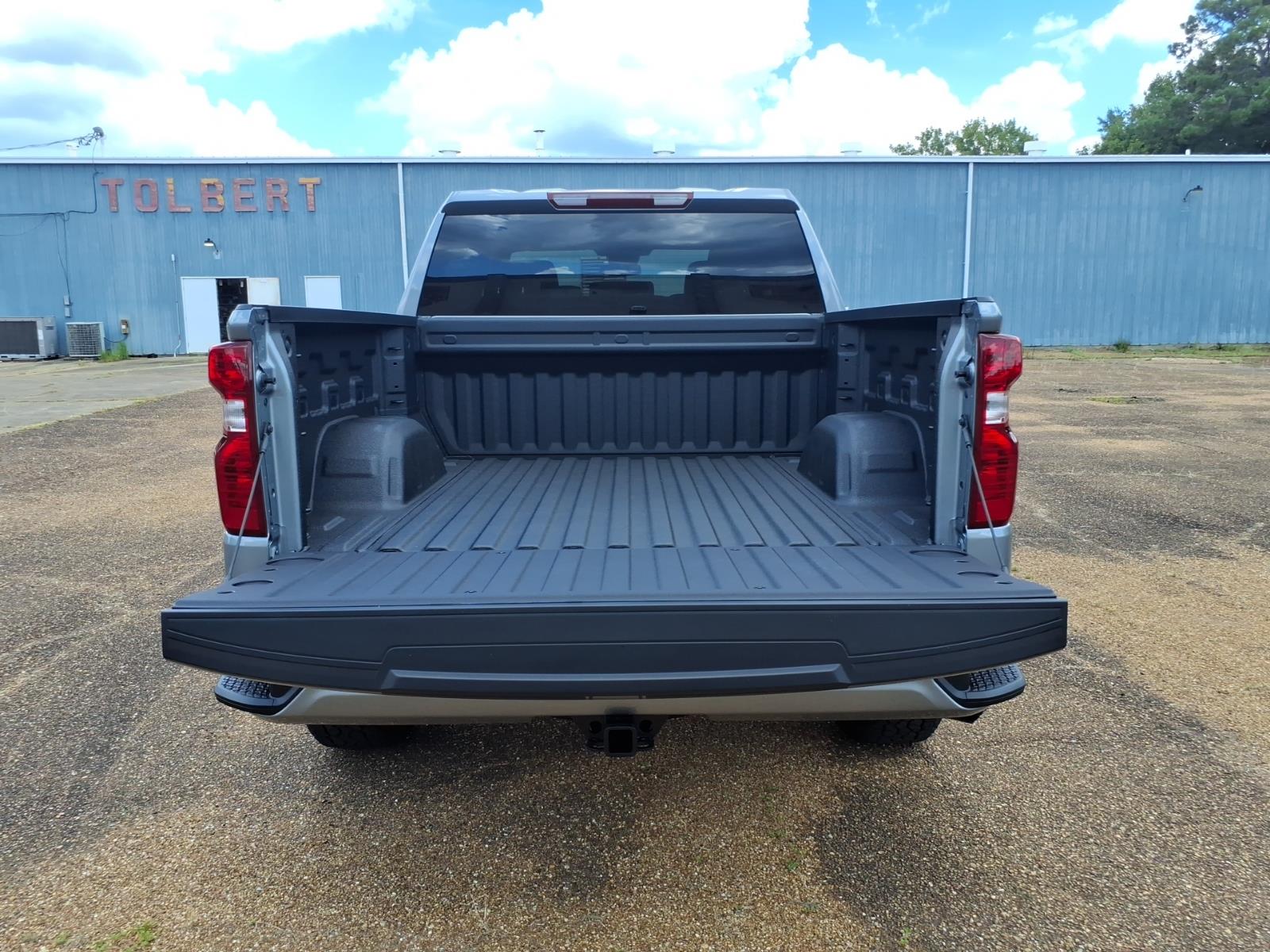 2026 Chevrolet Silverado 1500 Custom - Photo 10