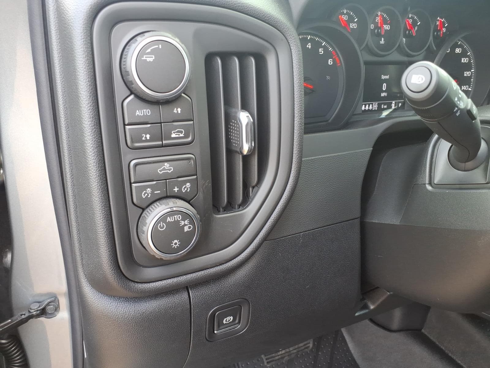 2026 Chevrolet Silverado 1500 Custom - Photo 13