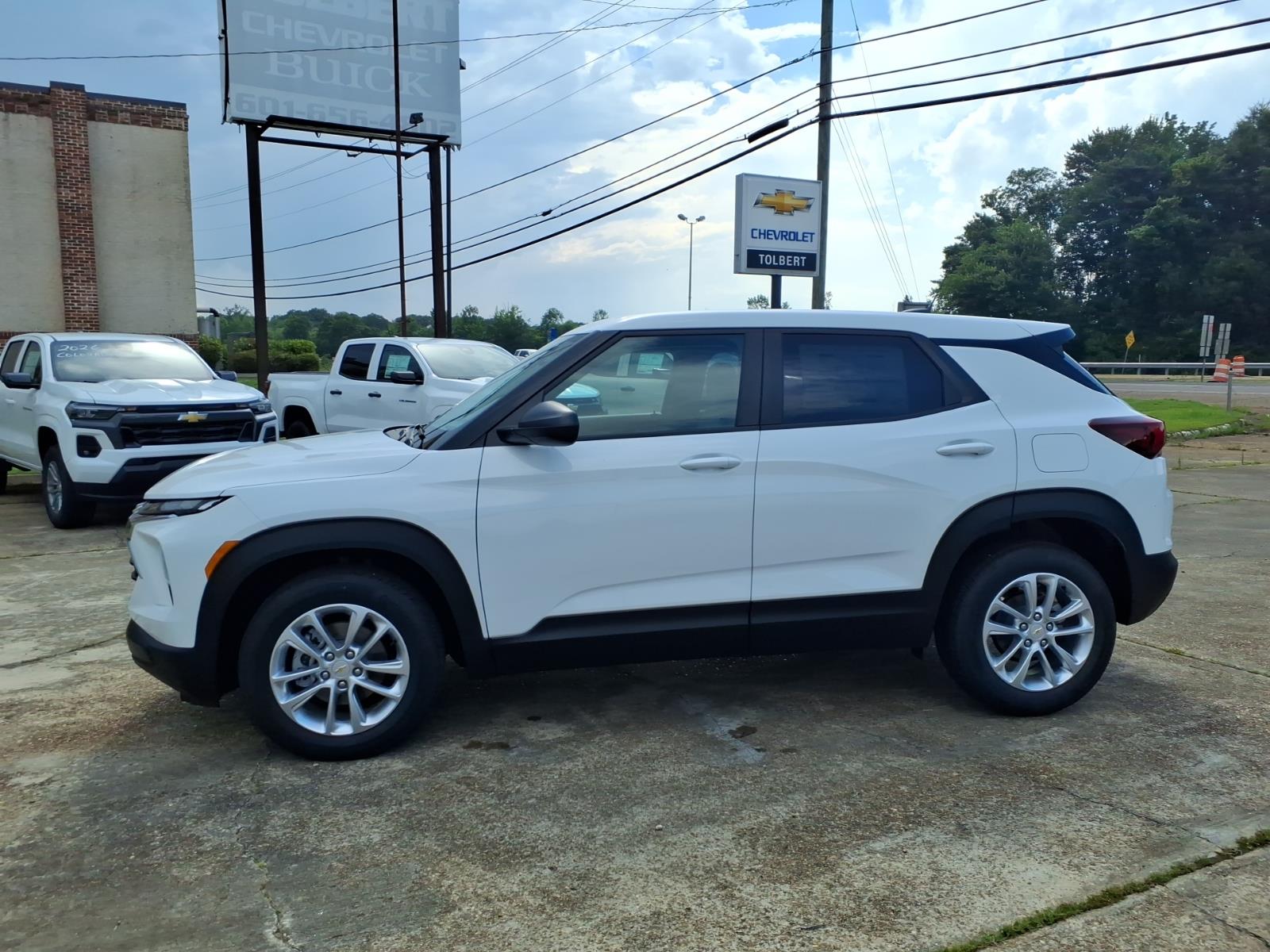 2026 Chevrolet Trailblazer LS's photo