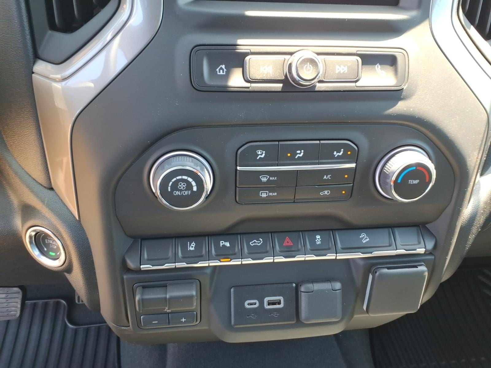 2026 Chevrolet Silverado 2500 HD Custom - Photo 14