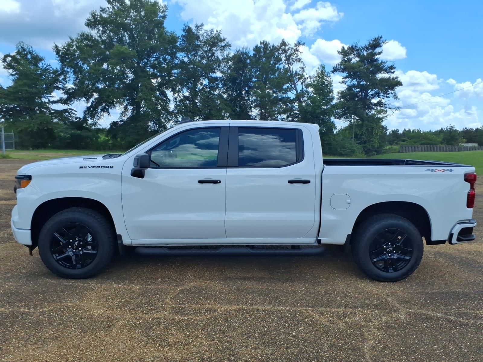 2026 Chevrolet Silverado 1500 Custom Truck