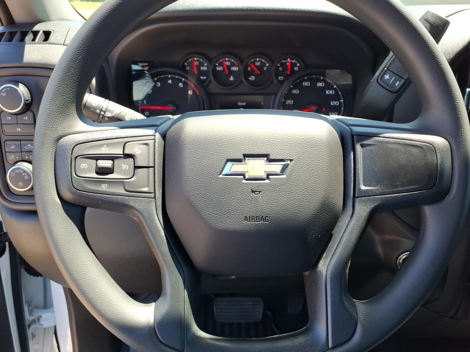 2026 Chevrolet Silverado 2500 HD Custom - Photo 11