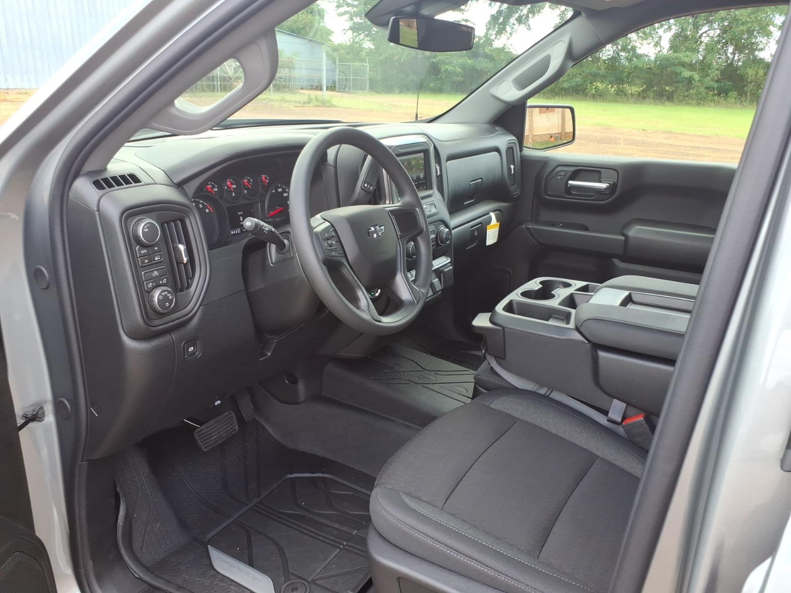 2026 Chevrolet Silverado 1500 Custom - Photo 11