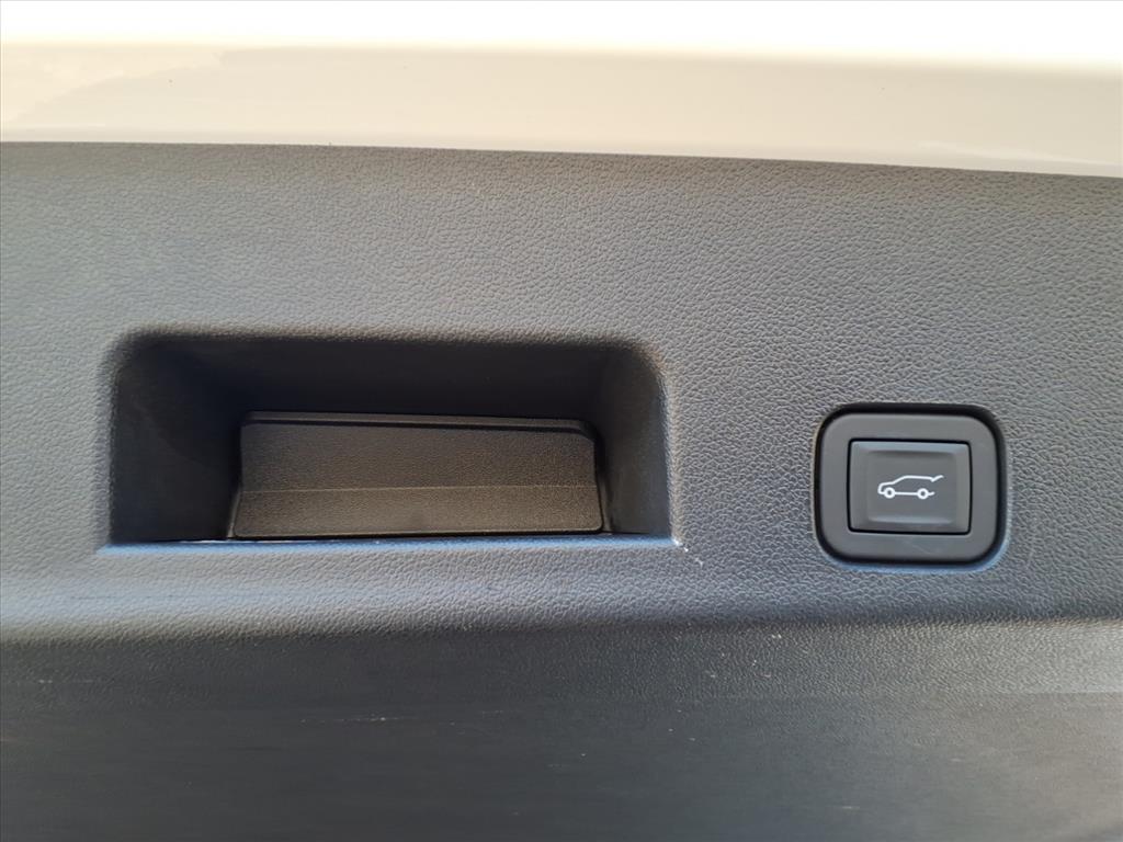 2025 GMC Acadia Elevation - Photo 6