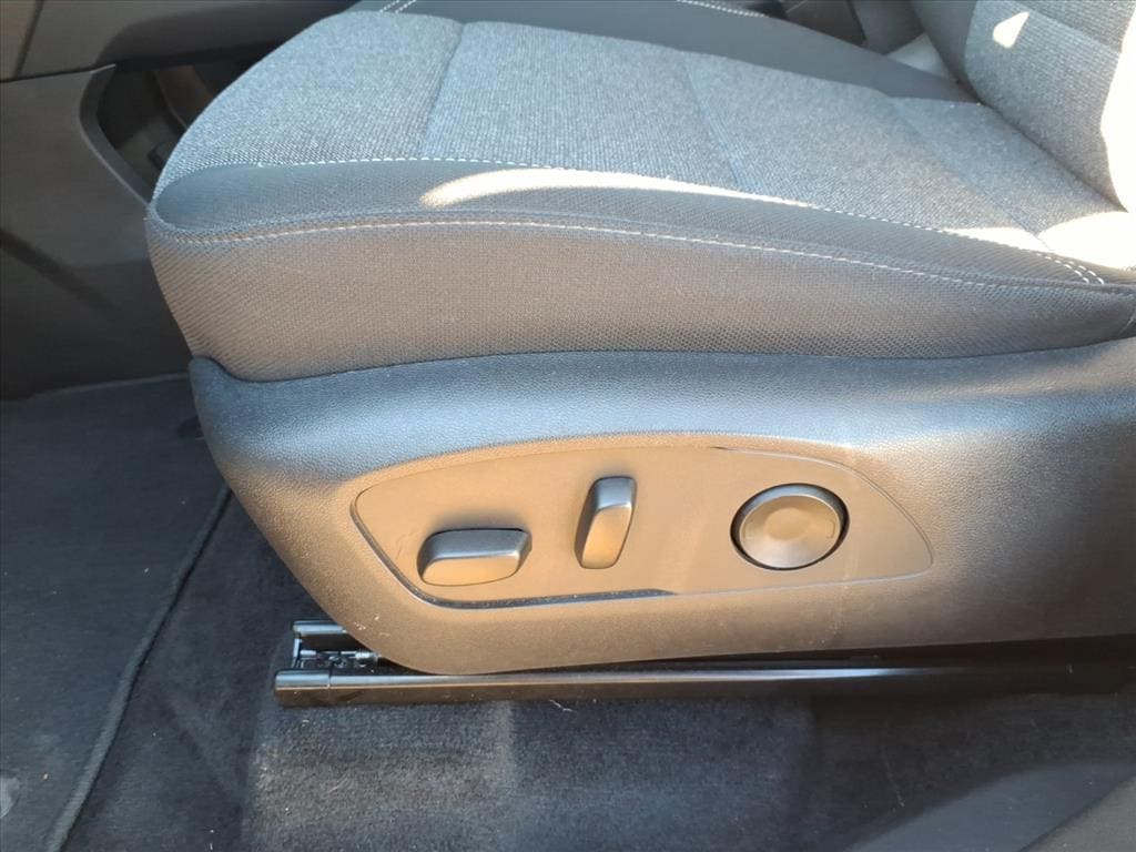 2025 GMC Acadia Elevation - Photo 9