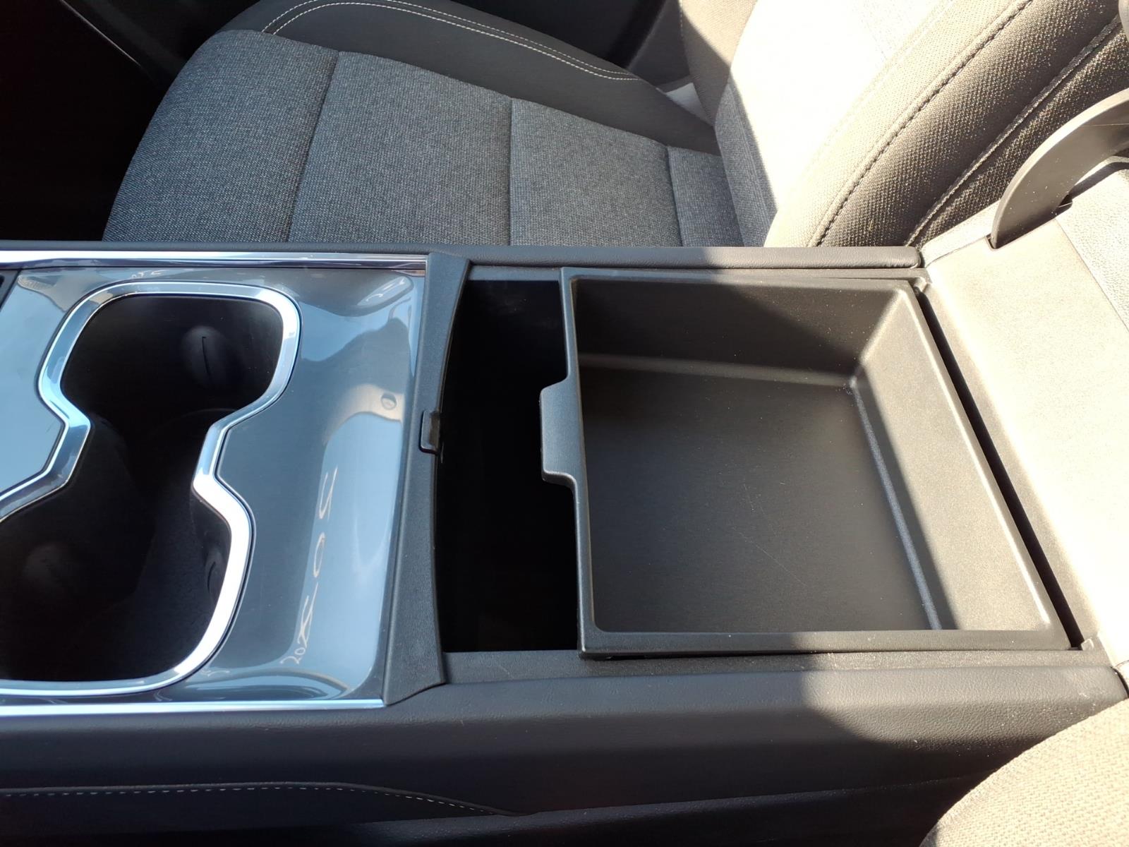 2025 GMC Acadia Elevation - Photo 15