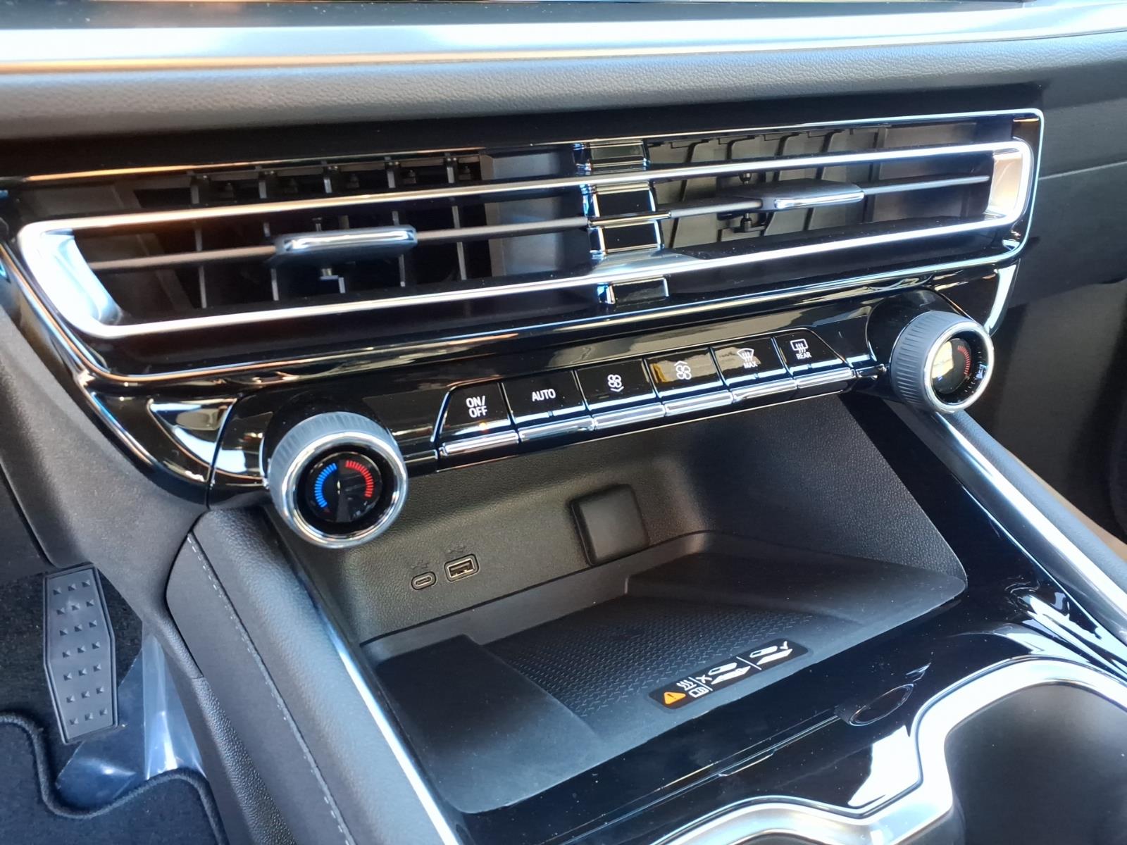 2026 Chevrolet Traverse LT - Photo 14