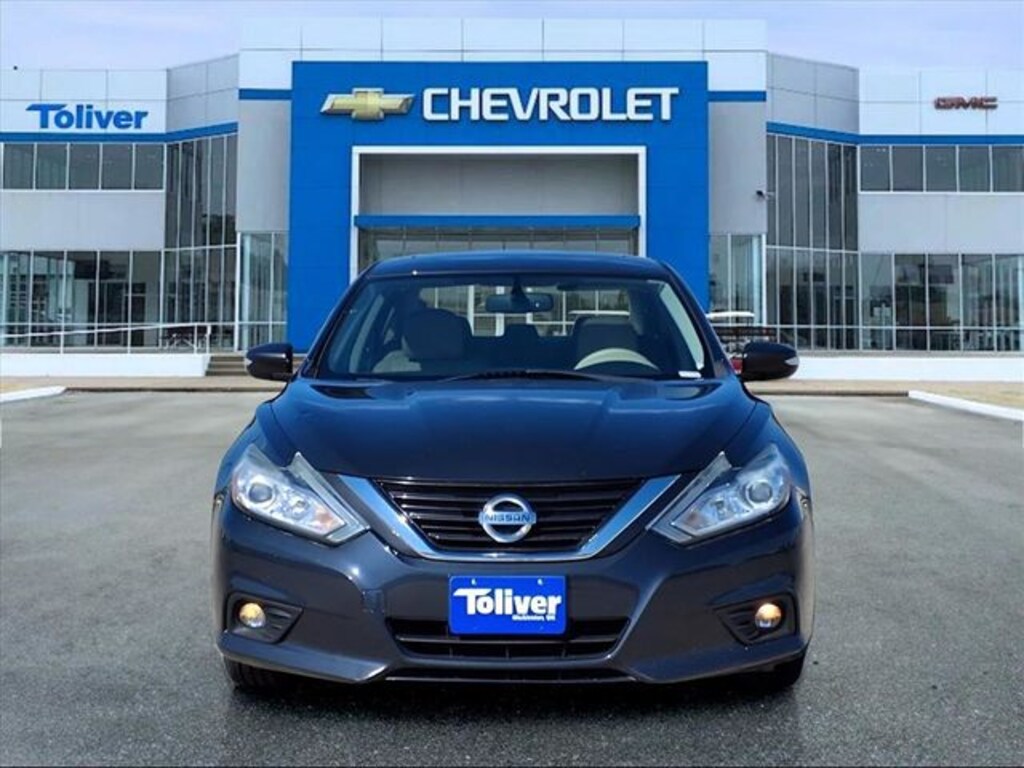 Used 2017 Nissan Altima 2.5 SL Sedan