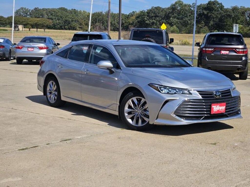 Used 2021 Toyota Avalon XLE Sedan