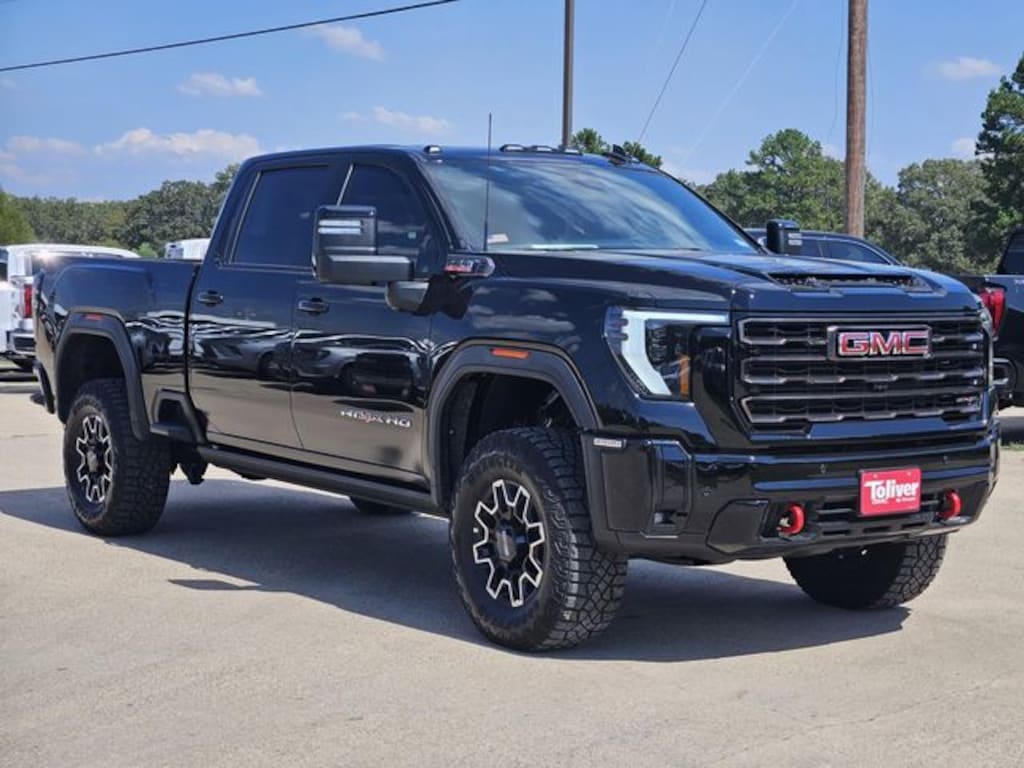 Used 2025 GMC Sierra 2500HD AT4X Truck