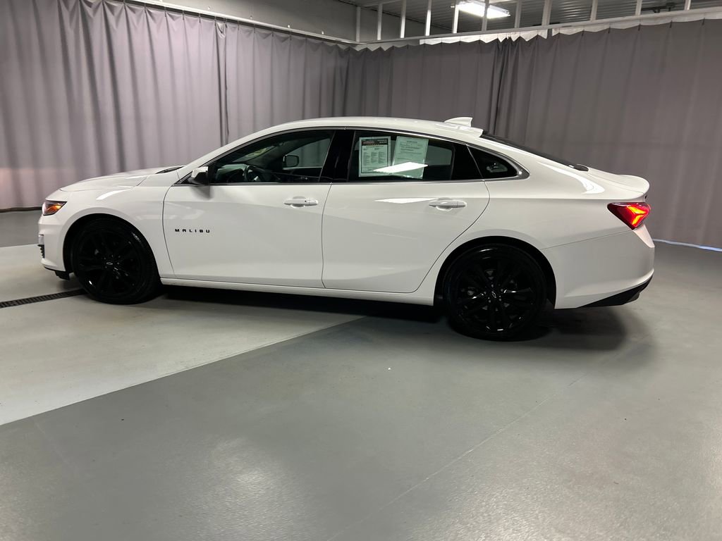 2024 Chevrolet Malibu 1LT photo 4