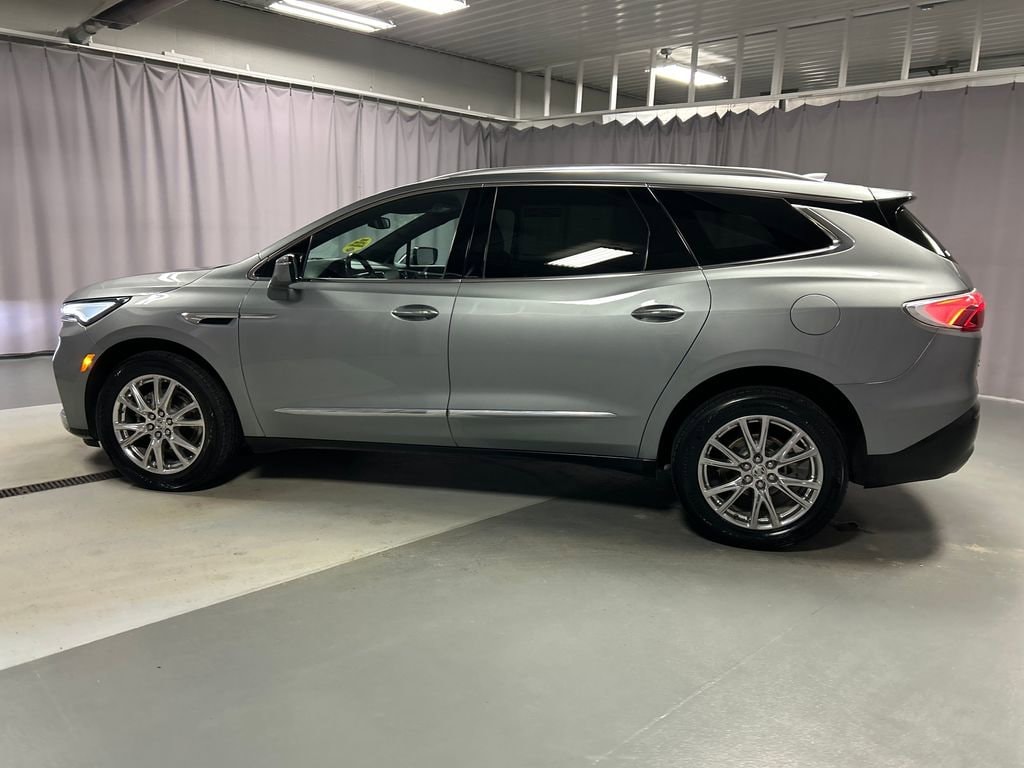 Used 2023 Buick Enclave Essence SUV