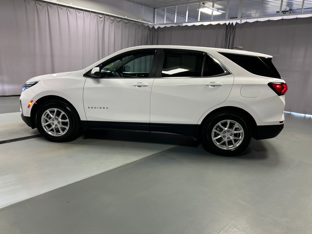 2022 Chevrolet Equinox LT photo 4