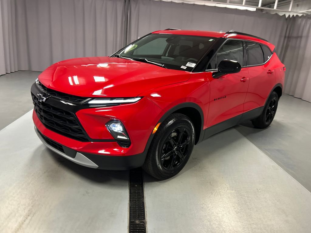 2024 Chevrolet Blazer 2LT photo 3