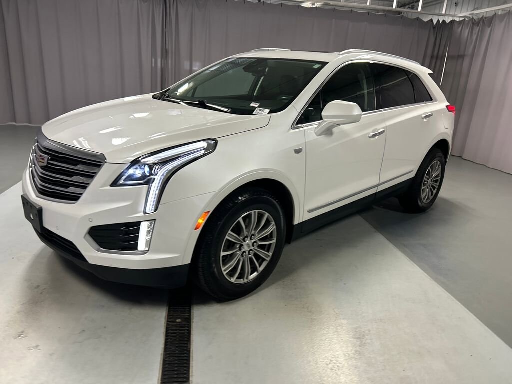 Used 2017 CADILLAC XT5 Luxury AWD SUV