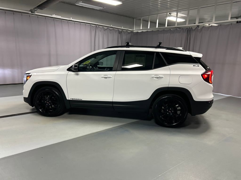 Used 2023 GMC Terrain SLE SUV