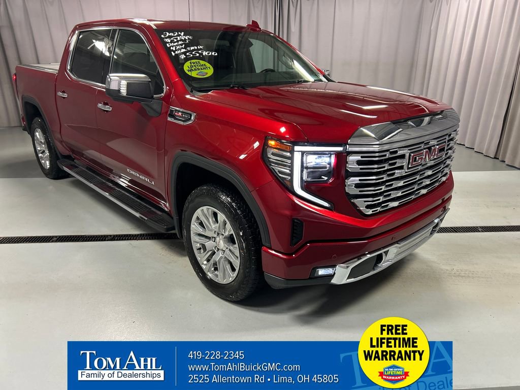 2024 GMC Sierra 4WD Crew Cab Short Box Denali's photo