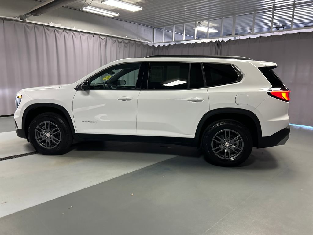 2025 Gmc Acadia Elevation photo 3