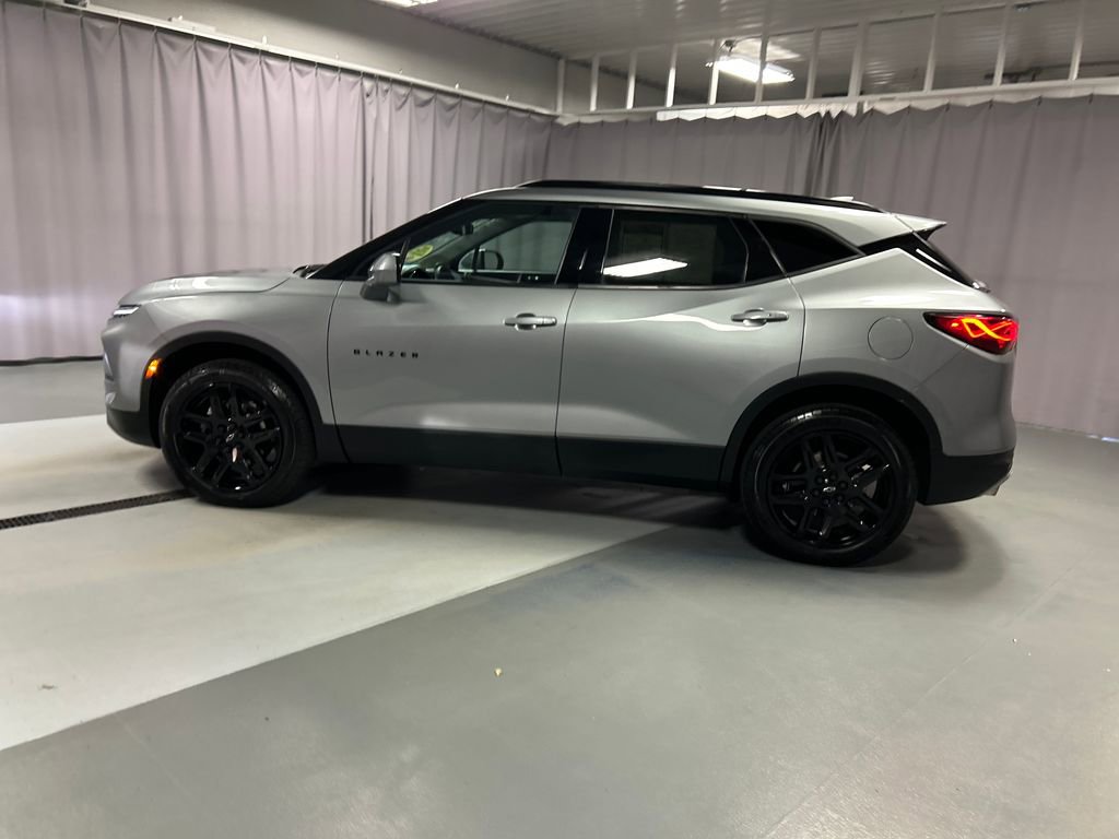 2023 Chevrolet Blazer 2LT photo 4