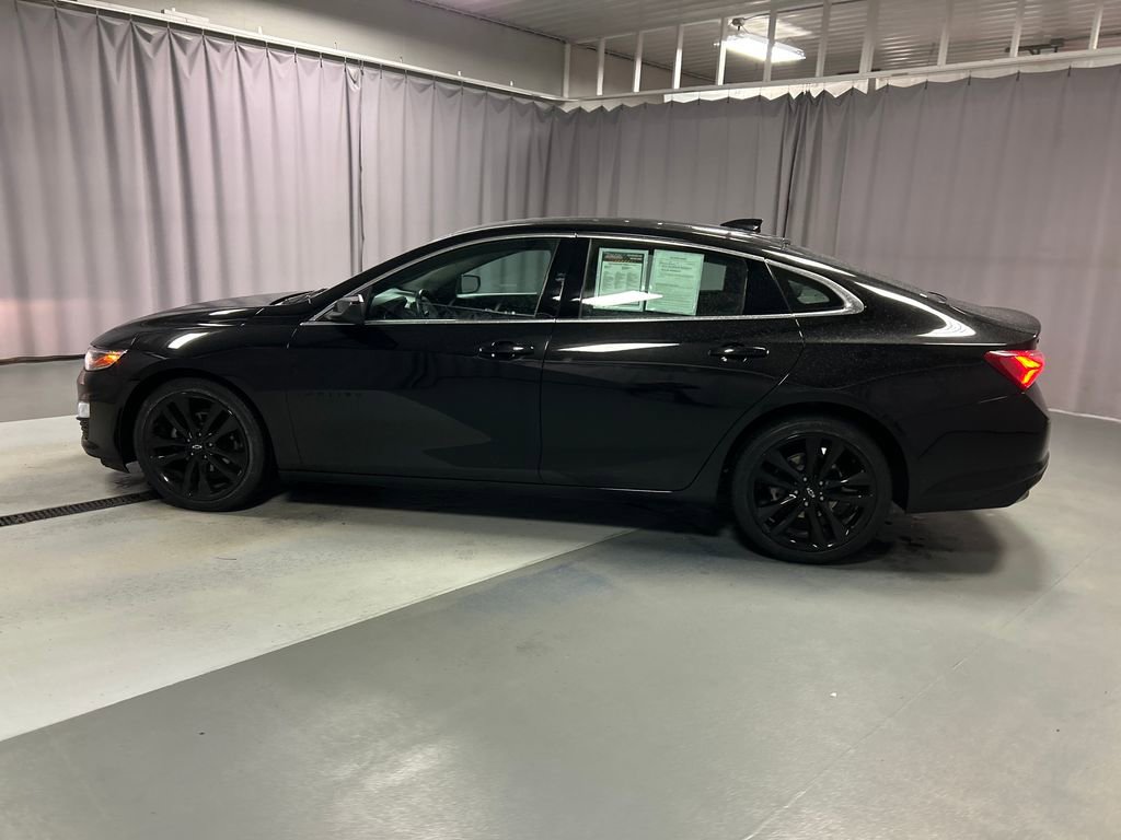 2023 Chevrolet Malibu 1LT photo 4